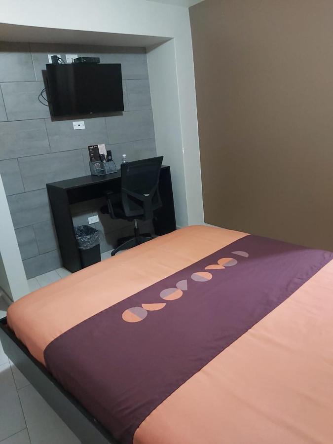 Casa Cacho Hotel ติฮัวนา ภายนอก รูปภาพ